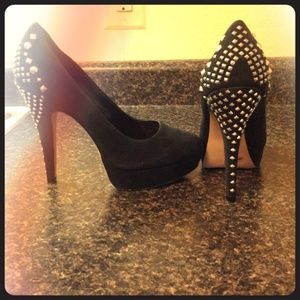 Vince Camuto Pumps
