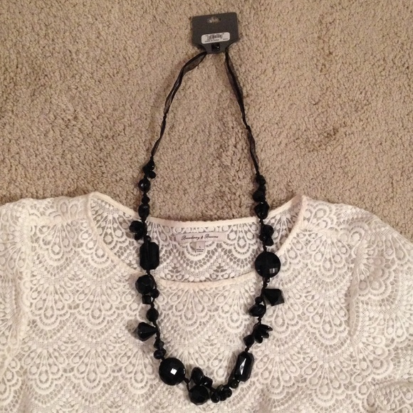 Beautiful Jeweled Express Necklace! NWT!