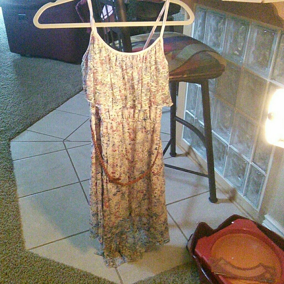 Flower dress with belt