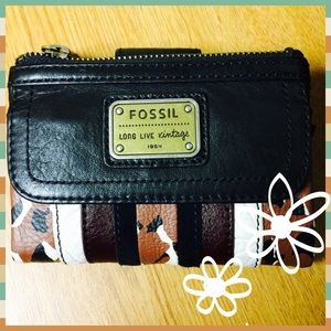 🎉💗Gorgeous Fossil Wallet 🎉