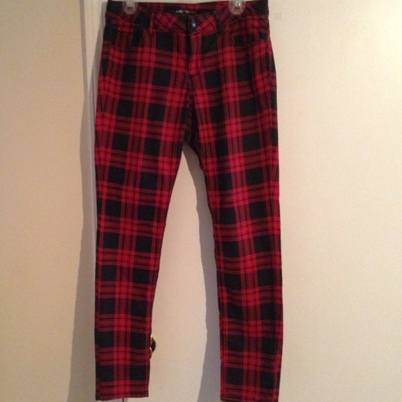 Wet Seal Denim - Plaid Skinny Jeans from Wet Seal