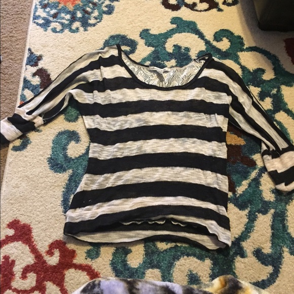 PRICE DROP Black and white knitted sweater