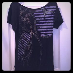 Short sleeve low back shirt