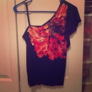SUPER cute floral shirt!!