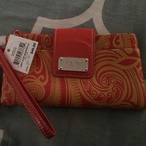 Nine West wallet/clutch. Brand new never used.