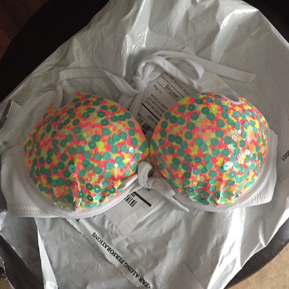🎉🎉🎉Victoria's Secret Push-Up Swimsuit Top
