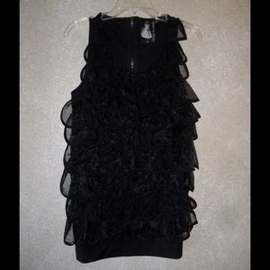 Black sleeveless dress