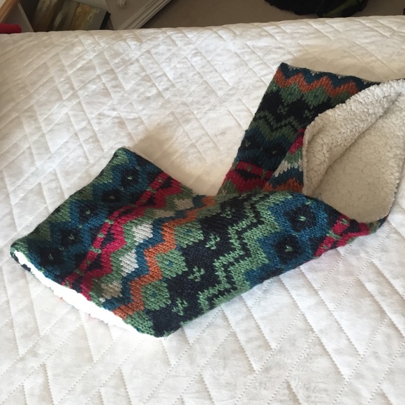 Infiniti scarf