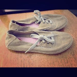 Rocketdog canvas slip on shoes!