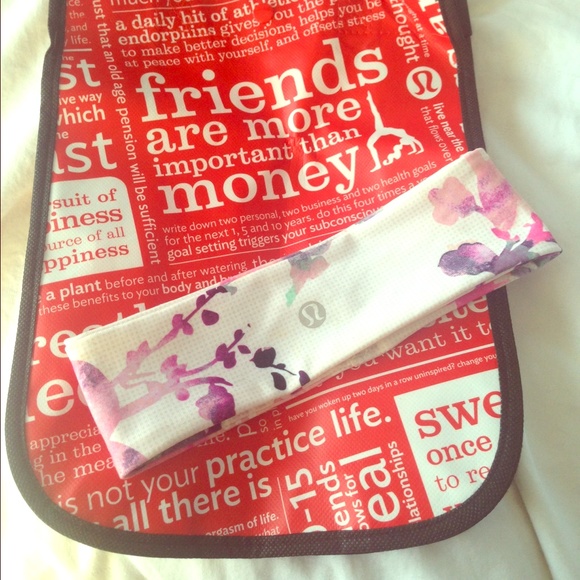Floral lulu lemon headband with bag