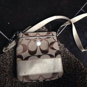 🌺AUTHENTIC🌺 coach crossbody