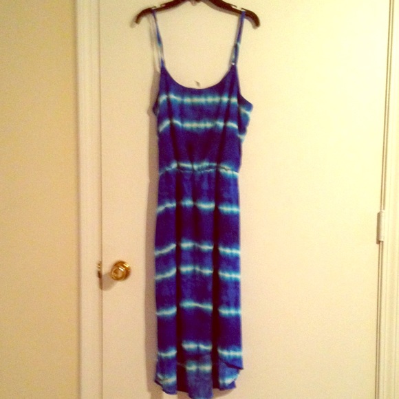 A Flirty Sundress - Picture 1 of 3