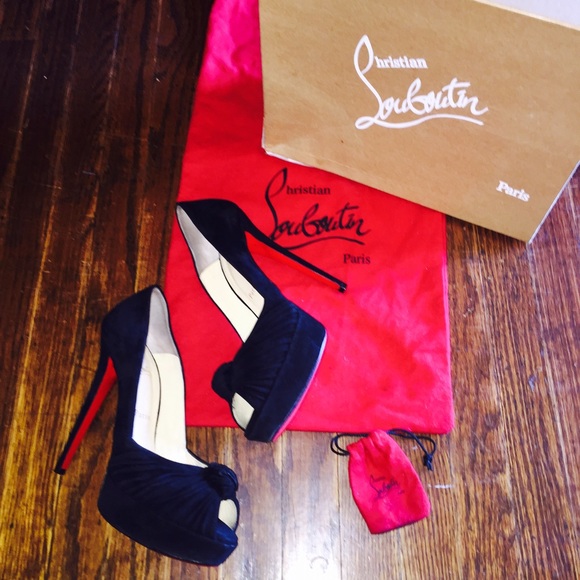 🚫SOLD🚫Christian Louboutin Greissimo Pump - Picture 3 of 4