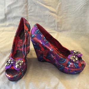💃💃💃HOST PICK💃💃💃 Iron Fist purple/ red wedges
