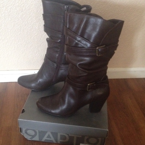 Boots - Picture 1 of 3