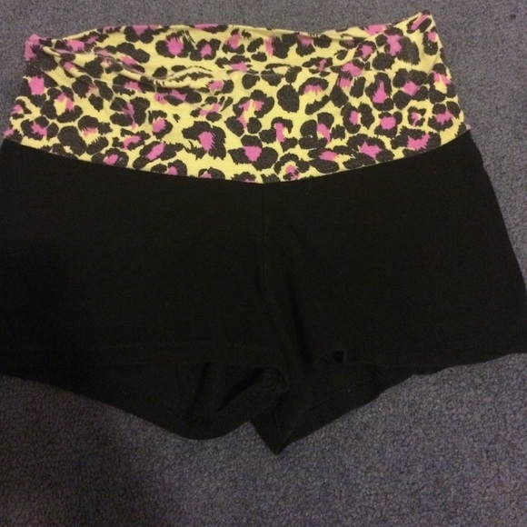 Yoga shorts