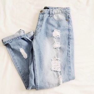 light wash boyfriend jeans