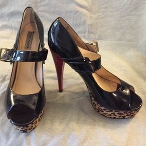 Steve Madden black and red leopard pony hair pumps