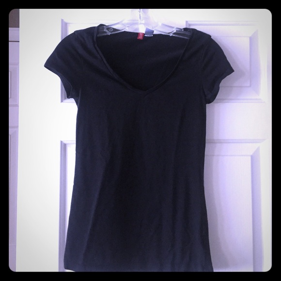 Black shirt
