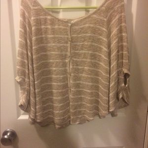 OVERSIZED BATWING TYPE SHIRT