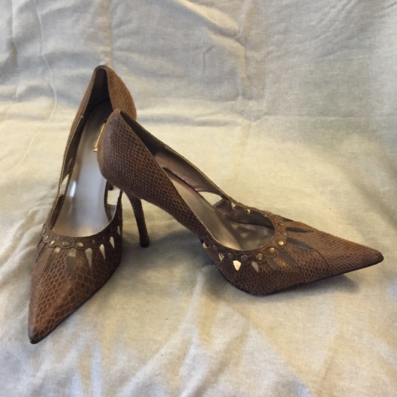 NEW Michael Antonio brown faux snakeskin heels