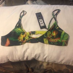 Brand new bikini top