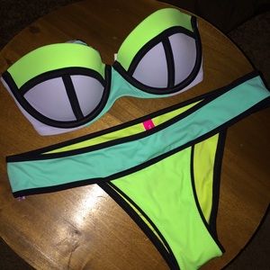 Victoria Secret Bathing Suit set 💮ONLY WORN TWICE