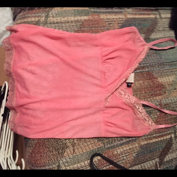 pink tank top - Picture 1 of 1