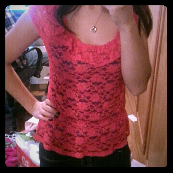 Pink lace shirt - Picture 1 of 4