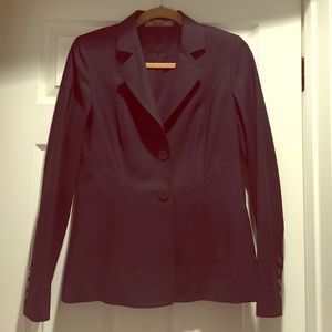 Ellen Tracy dark navy blazer