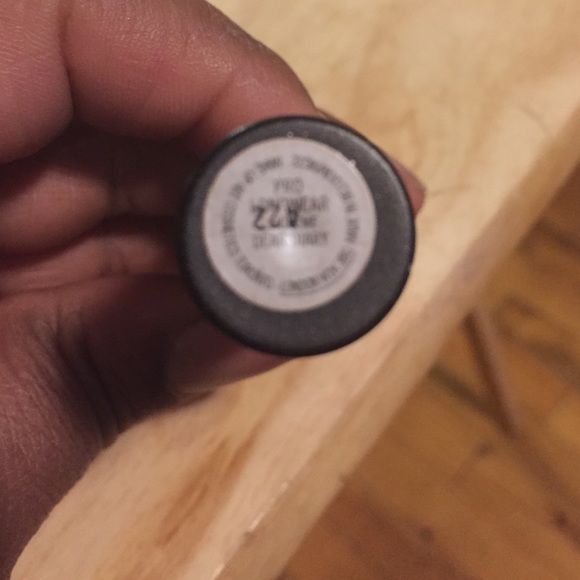 Mac prolongwear DEAR DIARY - Picture 2 of 2