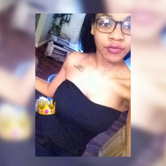 All black halter jumper 😍