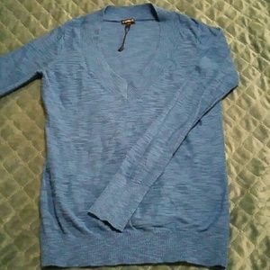 Bundle @shad28 NWOT royal blue sweater