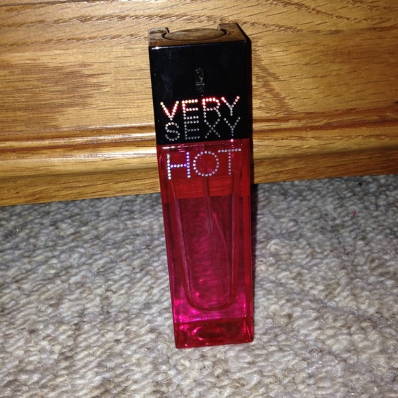 VS  *LIMITED EDITION* Very Sexy Hot Perfume