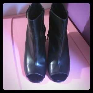 Forever 21 open toe shoes