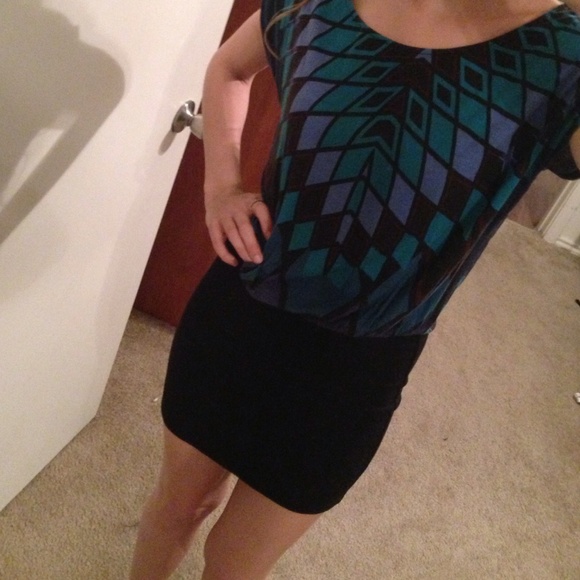 Body con dress - Picture 2 of 2