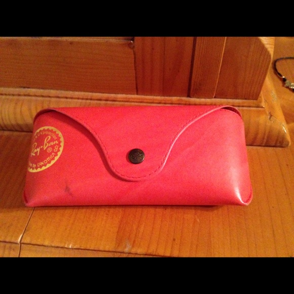 Ray Bans - Picture 3 of 4