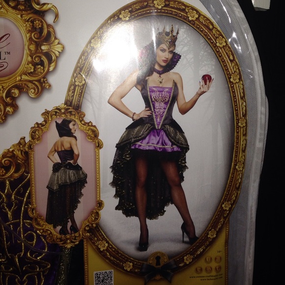 Evil queen costume