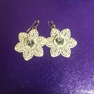 Flower earrings