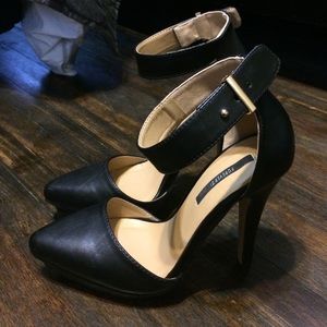 Forever 21 pumps