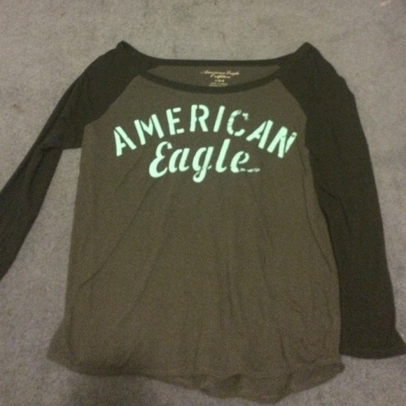 Long sleeve, off the shoulder American Eagle top