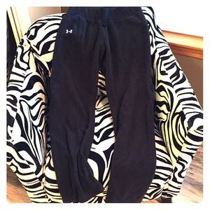 Under Armour fleece pants size xs