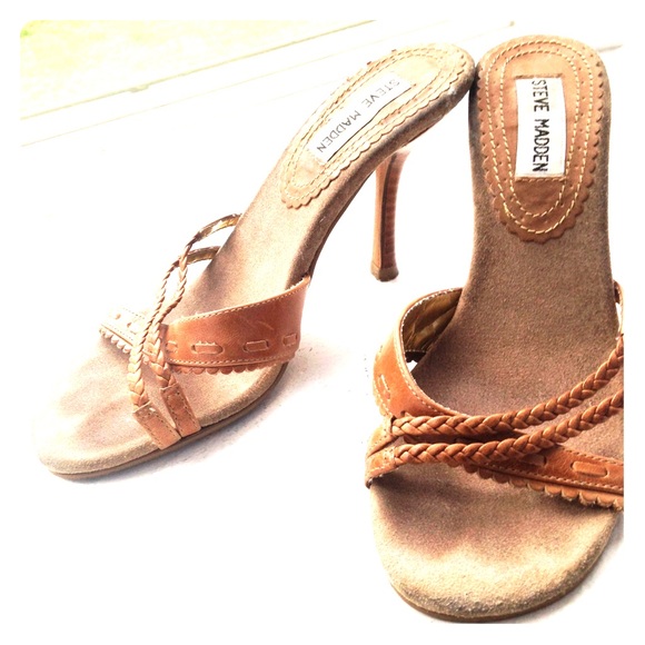 Perfect for spring and summer, beige slip on heels