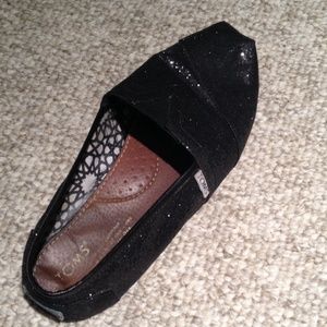 Black glitter TOMS