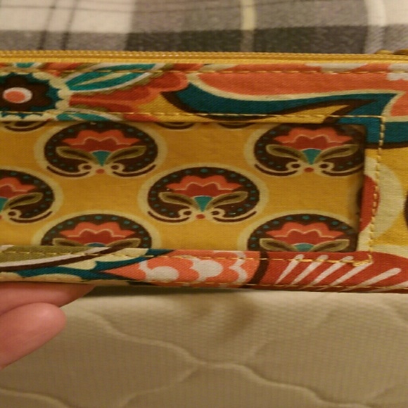 A Vera Bradley coin purse