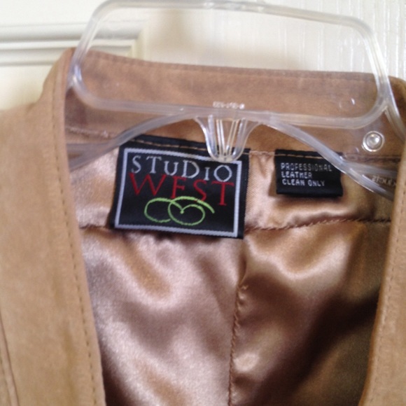 Leather Vest - Picture 2 of 4