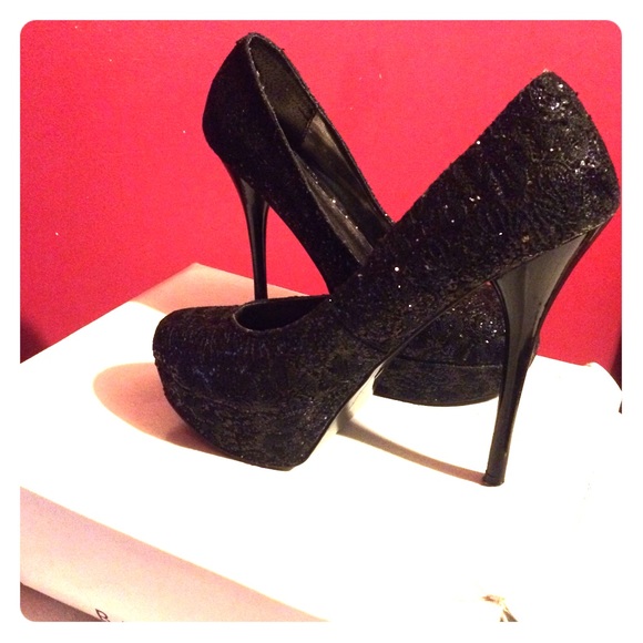 Women's black sequin Bakers Shoes pumps heels