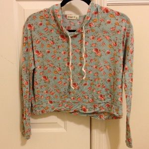 Cute floral shirt in a sweatshirt style