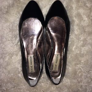 Black Steve Madden flats