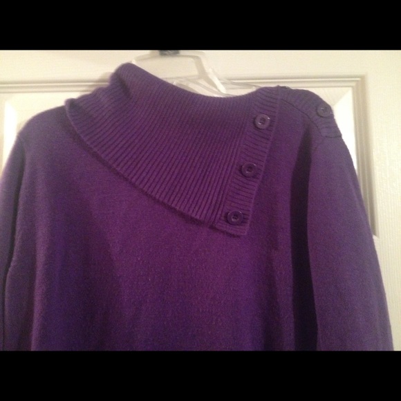 Sweater - Picture 2 of 2